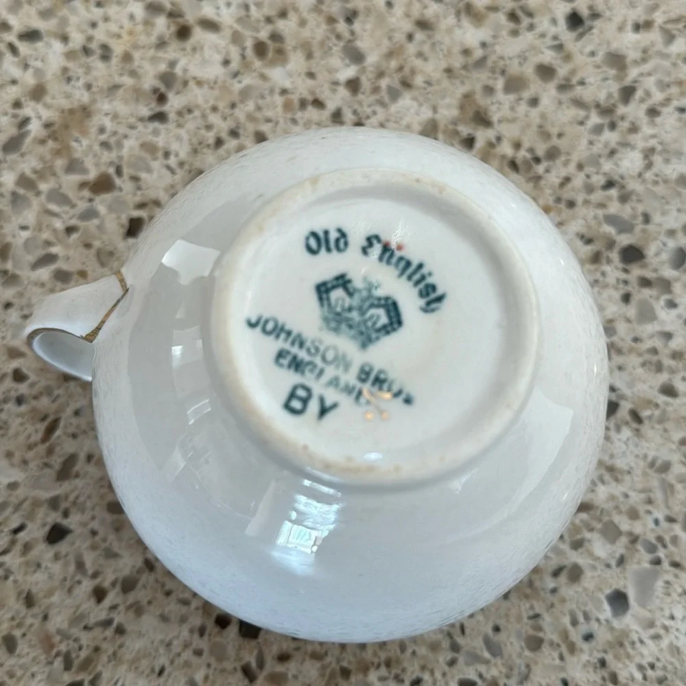 Vintage HTF Johnson Bros. Belvedere creamer cup Stamped Old English